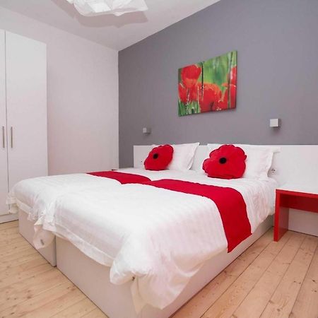 Hotel Rimini Тирана Екстериор снимка