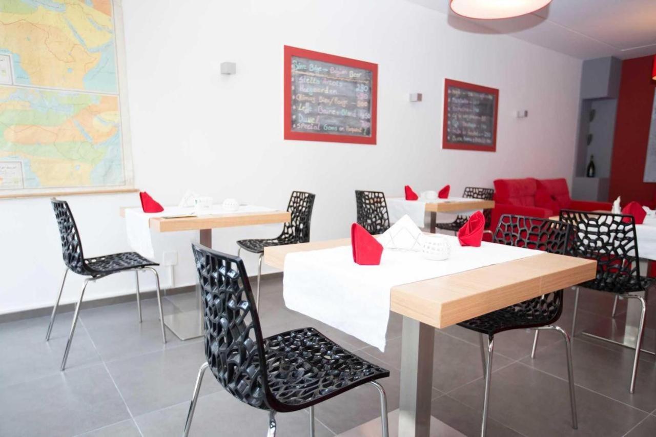 Hotel Rimini Тирана Екстериор снимка