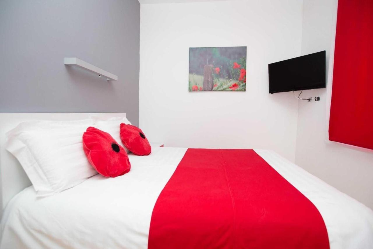 Hotel Rimini Тирана Екстериор снимка