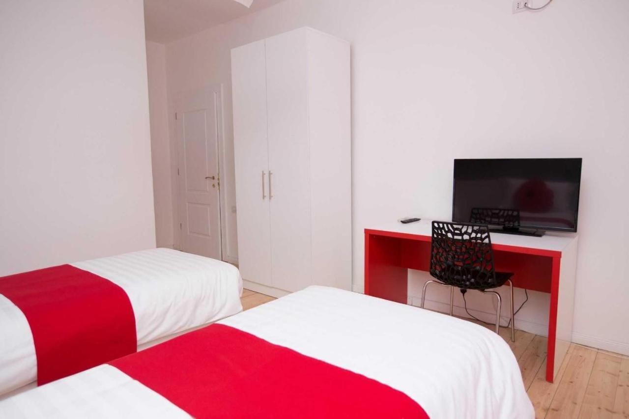 Hotel Rimini Тирана Екстериор снимка